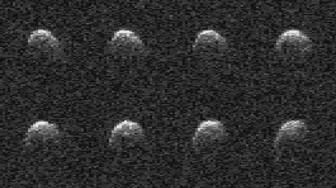 Serie de imágenes del asteroide 2008 OS7 captados por la antena de radar de 70 metros del Sistema Solar Goldstone